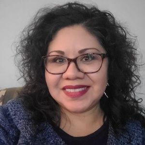 Meet your Posher, Christina